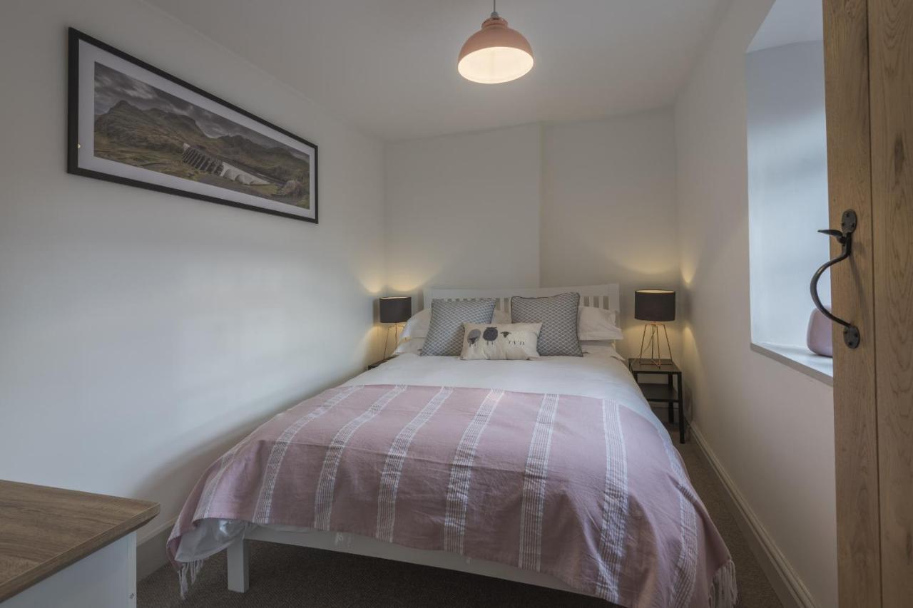 Finest Retreats - Tegannedd - Luxury Grade II Listed Cottage With Hot Tub Ffestiniog Eksteriør bilde